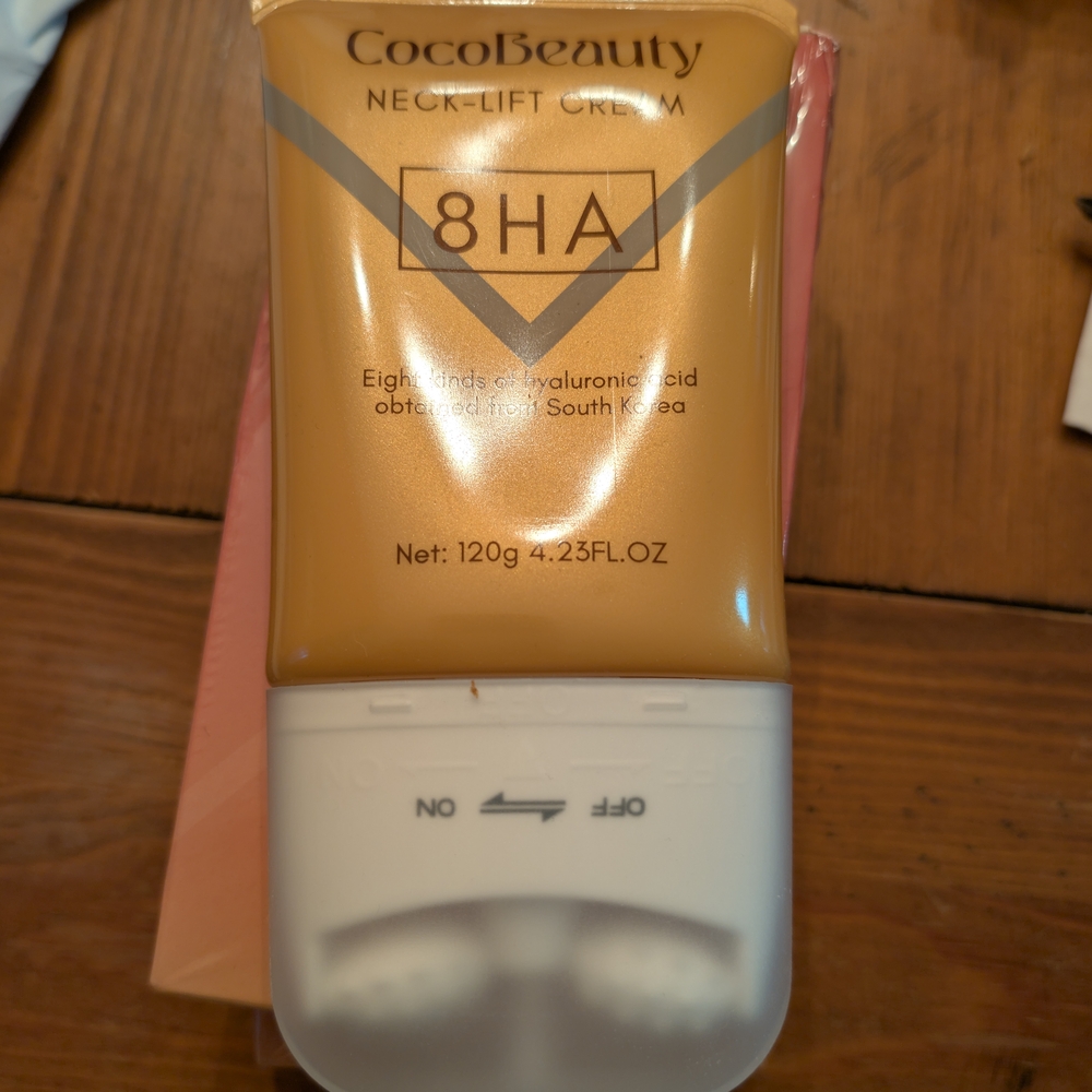 CocoBeauty Neck-Lift Cream with 8HA